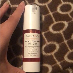 farmacy very cherry bright serum